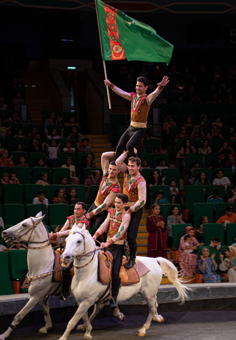 Bitaraplyk baýramçylygy mynasybetli